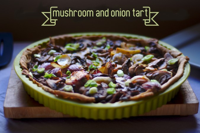 tarta-z-cebula-i-pieczarkami